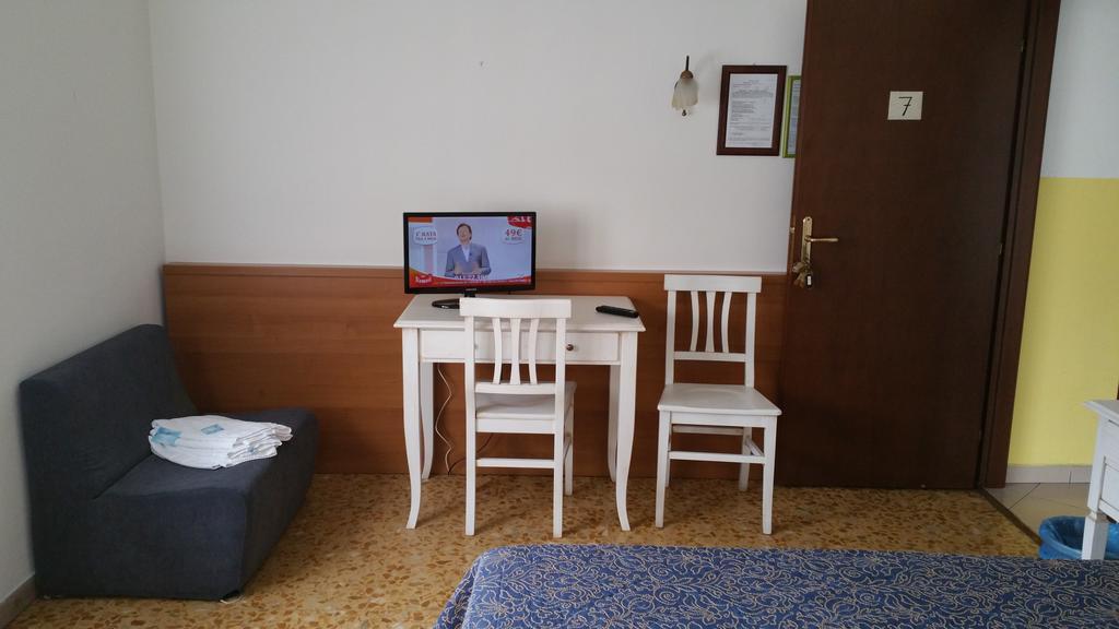 Albergo Sonia Florence Exterior photo